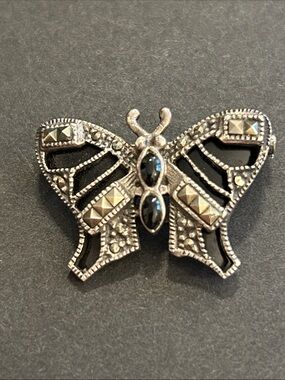 Silver-Tone Black Butterfly Brooch - Elegant Women's Jewelry